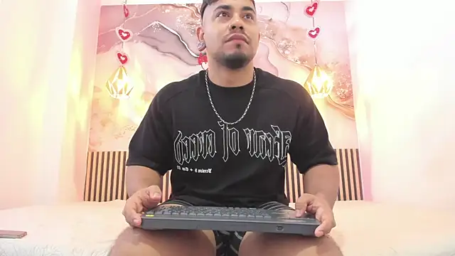 BrianMalonee online show from February 20, 12:07 pm