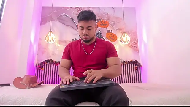 BrianMalonee online show from October 30, 12:03 pm