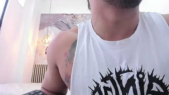 BrianMalonee online show from December 1, 12:17 pm