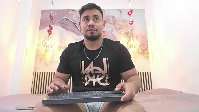 BrianMalonee online show from March 5, 12:46 pm