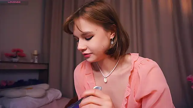 OronaNengl online show from March 11, 10:53 pm