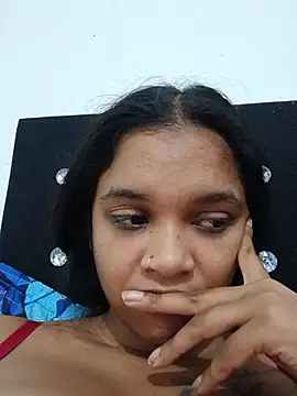 Snapshot of Indianqueen03 chatting on July 9, 8:08 pm Indianqueen03 online show from July 9, 8:08 pm