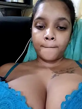 Indianqueen03 online show from May 18, 6:12 pm