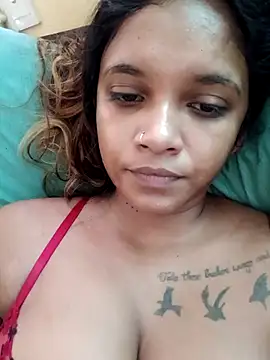 Indianqueen03 online show from April 17, 11:46 am