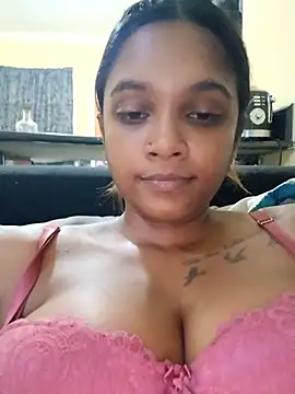 Indianqueen03 online show from October 22, 4:28 pm