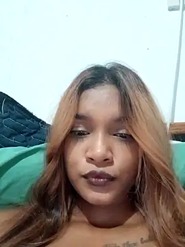 Snapshot of Indianqueen03 chatting on March 18, 6:50 pm Indianqueen03 online show from March 18, 6:50 pm