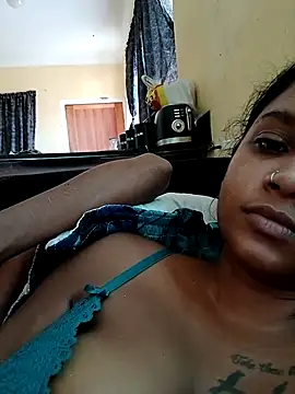 Indianqueen03 online show from February 28, 12:49 pm