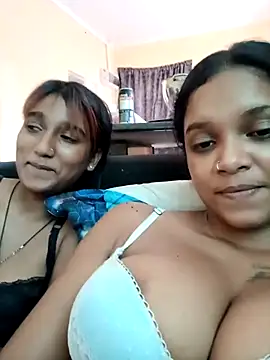 Indianqueen03 online show from February 27, 2:06 pm