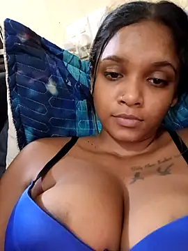 Indianqueen03 online show from February 26, 6:19 pm