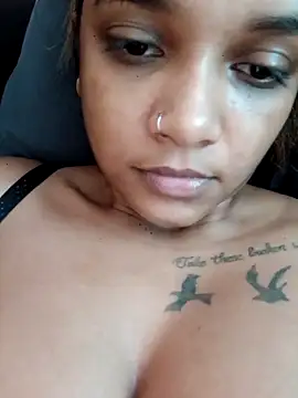 Indianqueen03 online show from December 22, 1:11 pm