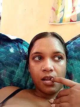 Indianqueen03 online show from May 6, 12:31 pm