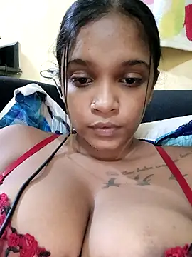 Indianqueen03 online show from February 15, 9:25 pm