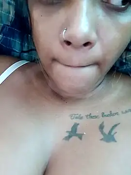 Indianqueen03 online show from March 14, 1:39 pm