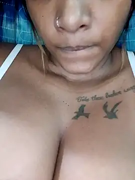 Indianqueen03 online show from February 10, 4:06 pm