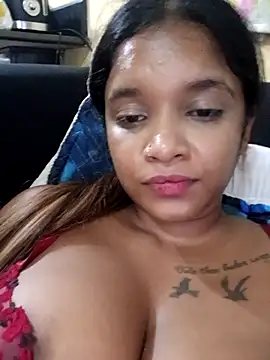 Indianqueen03 online show from March 29, 9:05 pm