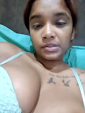 Snapshot of Indianqueen03 chatting on January 28, 7:21 pm Indianqueen03 online show from January 28, 7:21 pm