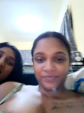 Indianqueen03 online show from October 23, 7:12 pm