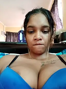 Indianqueen03 online show from November 7, 9:03 am