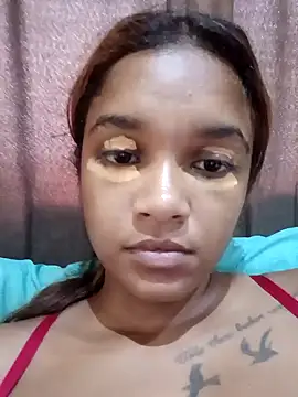 Snapshot of Indianqueen03 chatting on February 7, 12:17 pm Indianqueen03 online show from February 7, 12:17 pm