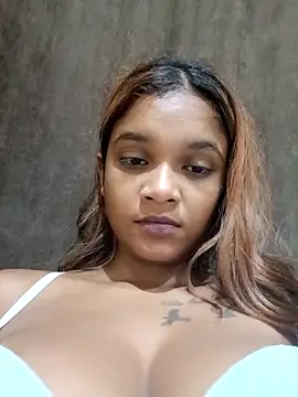 Snapshot of Indianqueen03 chatting on March 1, 5:27 pm Indianqueen03 online show from March 1, 5:27 pm