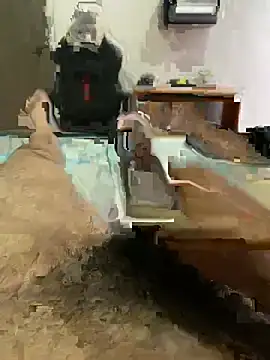 leocardenaz online show from April 6, 11:50 pm