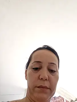 tessafontana37 online show from December 22, 2:16 pm