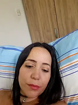 tessafontana37 online show from December 15, 3:42 pm