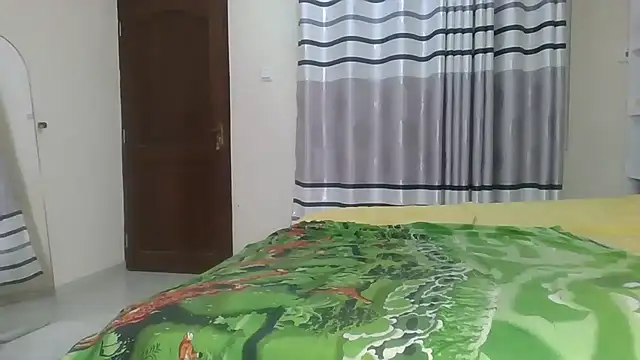 Fine assie online show from February 11, 7:14 pm