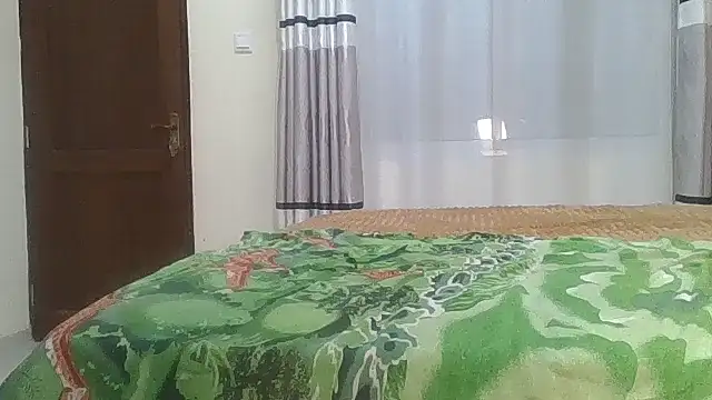 Fine assie online show from October 23, 8:07 pm