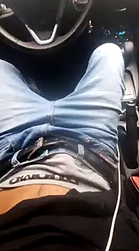 Snapshot of paupraelass chatting on February 4, 9:10 pm paupraelass online show from February 4, 9:10 pm