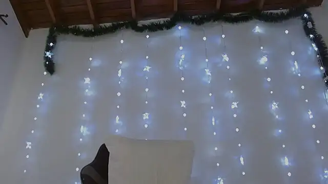 Snapshot of _diana_cute chatting on December 18, 8:45 pm diana cute online show from December 18, 8:45 pm