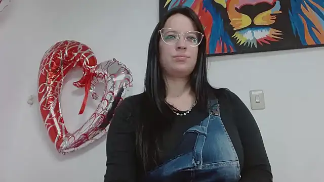 Snapshot of _diana_cute chatting on October 2, 3:43 am diana cute online show from October 2, 3:43 am