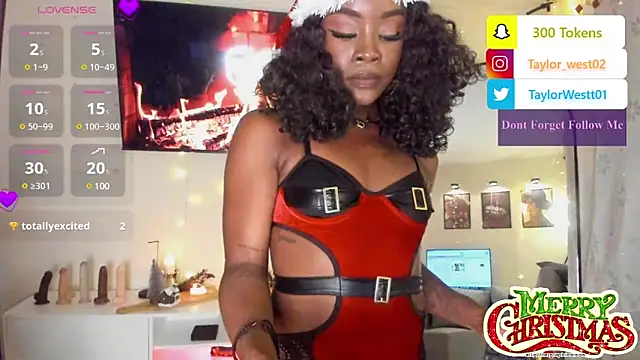 Snapshot of Miss_westt_ chatting on December 26, 3:27 am Miss westt  online show from December 26, 3:27 am