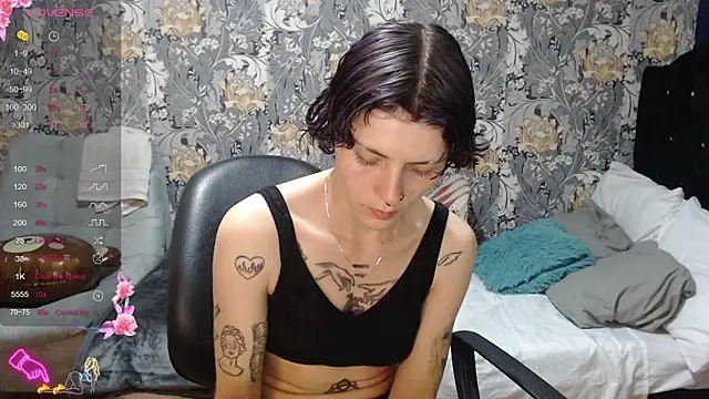 pretty cristal69 online show from June 13, 12:30 am