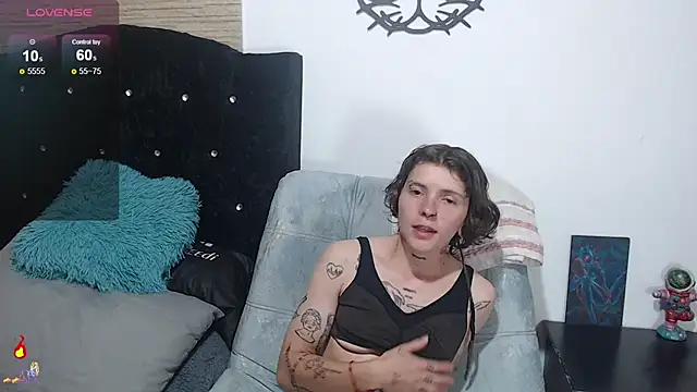 pretty cristal69 online show from September 12, 2:44 am