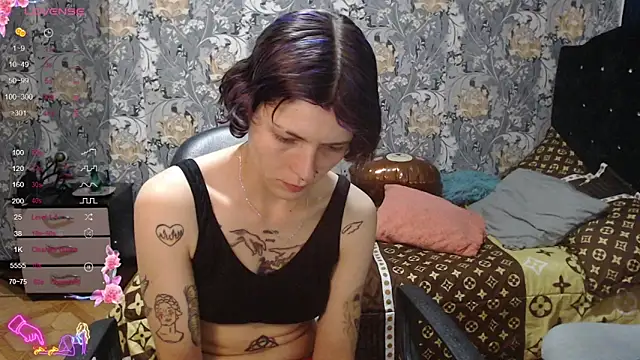 pretty cristal69 online show from April 30, 10:58 pm