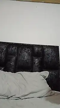 Snapshot of pretty_cristal69 chatting on October 25, 3:45 pm pretty cristal69 online show from October 25, 3:45 pm