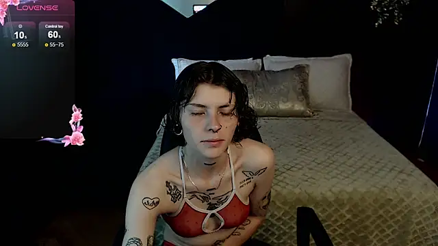 pretty cristal69 online show from February 6, 1:07 pm