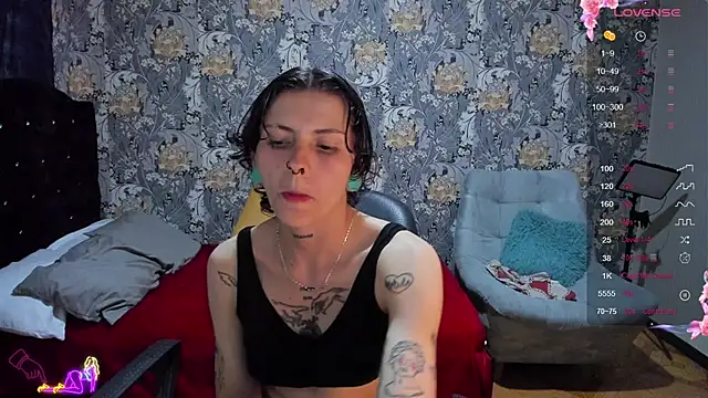 pretty cristal69 online show from July 19, 10:17 pm