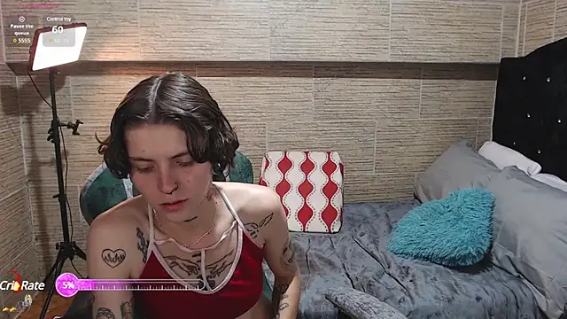 pretty cristal69 online show from February 15, 2:44 pm