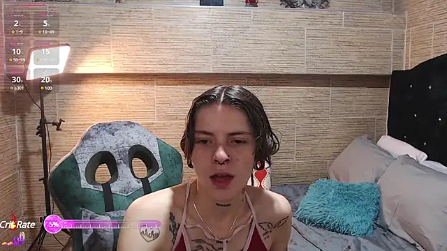 pretty cristal69 online show from February 15, 11:39 am