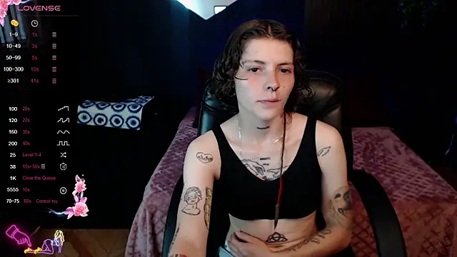 pretty cristal69 online show from March 22, 9:49 pm