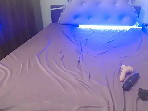 Mochi Soft online show from March 15, 10:00 pm