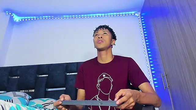 Lagosanthos online show from February 11, 8:20 pm