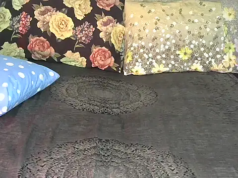 Bella cute01 online show from February 5, 5:14 am