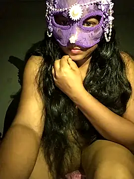 Snapshot of Sexygarl1024 chatting on February 15, 12:59 am Sexygarl1024 online show from February 15, 12:59 am