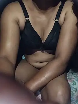 Snapshot of Sexygarl1024 chatting on June 3, 10:03 pm Sexygarl1024 online show from June 3, 10:03 pm