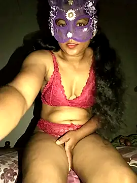 Snapshot of Sexygarl1024 chatting on February 10, 5:52 pm Sexygarl1024 online show from February 10, 5:52 pm