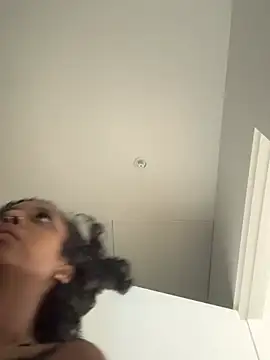 Your Paris online show from March 23, 6:52 pm