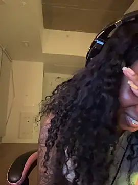 Your Paris online show from March 27, 5:27 am